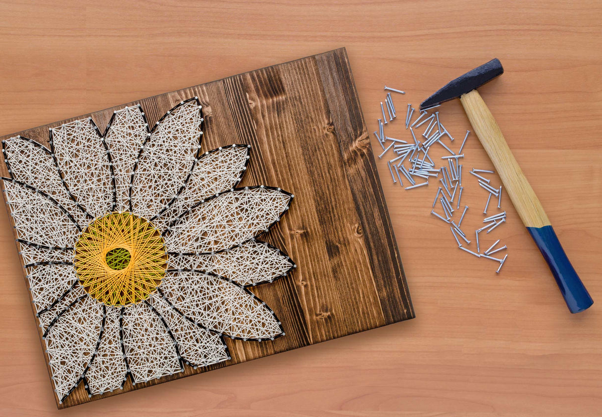 White Daisy String Art Kit